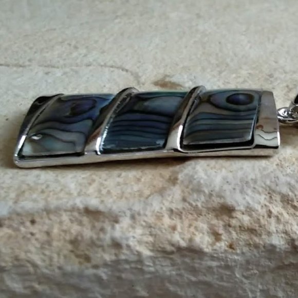 Abalone Pendant -NEW - Picture 2 of 4